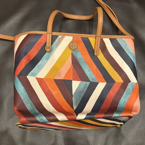 Tory Burch Kerrington Tote - Picture 7 of 13